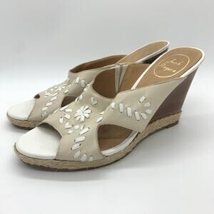 Jack Rogers Sophia Wedge Heel Sandals Size 7.5 Bone White Slip On